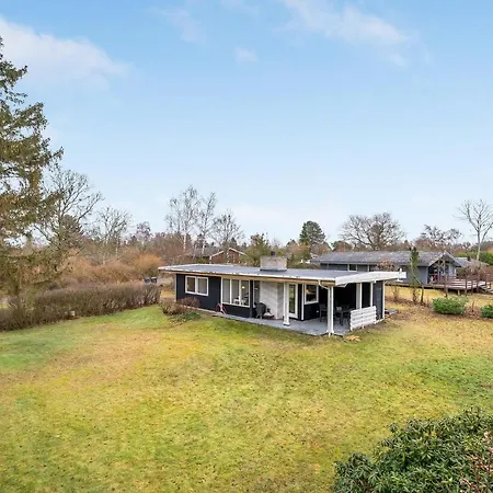 Vakantiehuis With Fireplace Iii Jægerspris