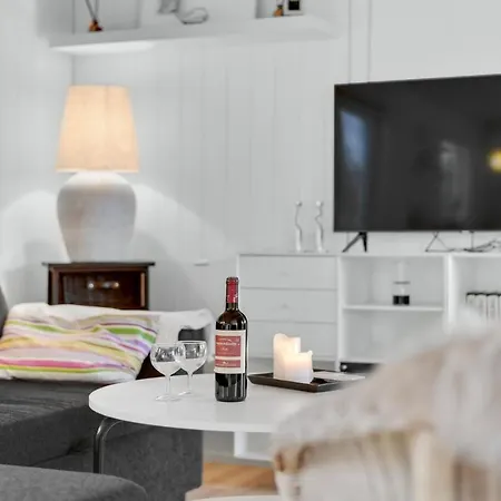 With Fireplace Iii Vakantiehuis Jægerspris