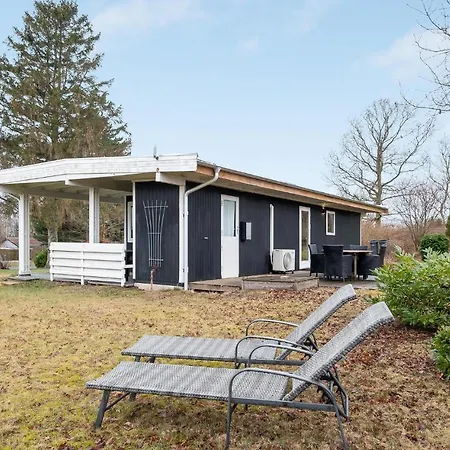 With Fireplace Iii Vakantiehuis Jægerspris