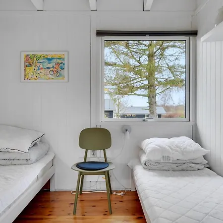 With Fireplace Iii *