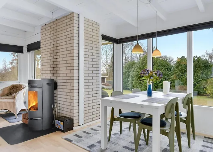 With Fireplace Iii Jægerspris